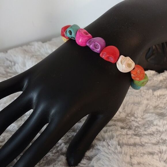 Colorful Stone Skull Stretch Bracelet - Picture 1 of 5